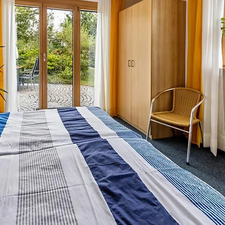 Apartment Ferienwohnung Mit Terrasse